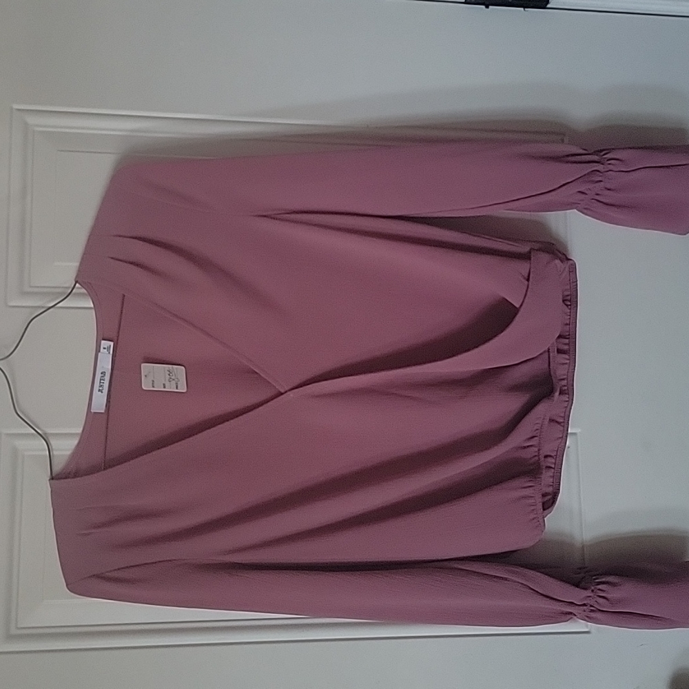 Pretty lite wait summer  Blouse